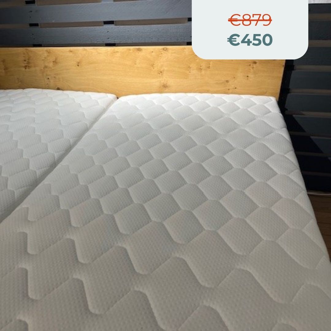 Laatste stuk van de matras Lykké latex 21 als toonzaalmodel.
